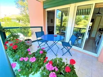 Wohnung in Anglet,Appartement lumineux à 800m de la plage et proche commerces FR-1-3-568 N°898015