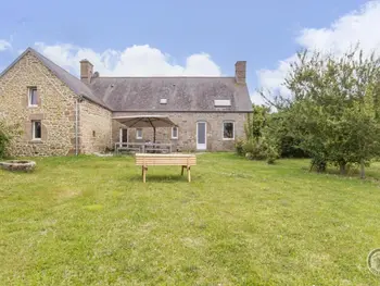 Casa rural en Vicq sur Mer,Maison authentique avec jardin clos, ping-pong, baby-foot, parking et WiFi à Vicq-sur-Mer FR-1-362-985 N°852912