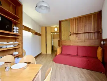 Apartamento en Chamrousse,Grand studio avec balcon et piscine, pied des pistes à Chamrousse 1750 FR-1-549-90 N°948266