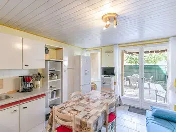 Appartement in Esquièze Sère,T2 cabine 6 pers avec balcon, parking privé, proche commodités et stations de ski FR-1-402-122 N°898898