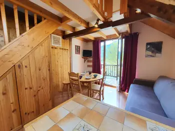 Apartment in Serre Chevalier,Appartement lumineux, accès piste par navette, casier à skis privatif, parking, balcon sud FR-1-358-267 N°941284