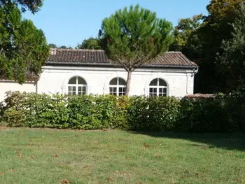 Cottage in Cognac,Gîte paisible avec jardins privatifs à Cognac, proche des sentiers de randonnée, animaux acceptés FR-1-653-178 N°855091