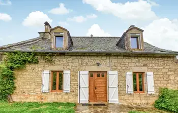 Cantal, Haus in Menet FUC021 N°855329