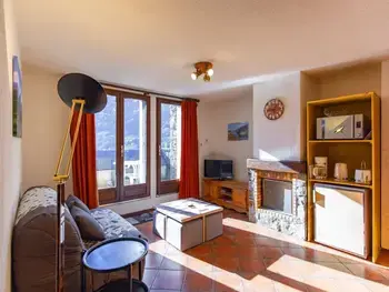 Appartement in Esquièze Sère,Duplex T3 à Esquièze-Sère, balcon, wifi et parking FR-1-402-128 N°900731