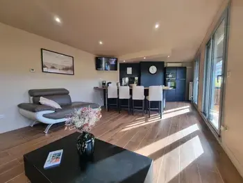 Wohnung in Saint Chamond,Appartement Moderne avec Balcon, Parking Privé et Espace Bien-Être à Saint-Chamond FR-1-496-269 N°901008