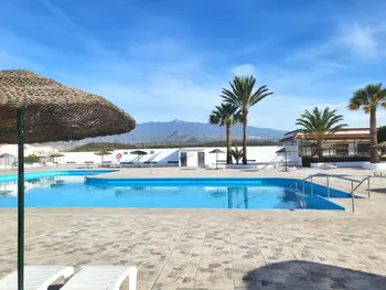 Apartamento en Costa del Silencio,Location saisonnière : Appartement rénové avec 2 chambres et 4 piscines à Costa del Silencio ES-205-11 N°902749