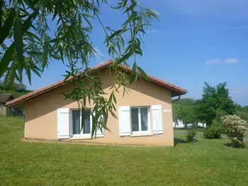 Agriturismo a Mugron,Gîte de charme moderne avec jardin privé, proche lac, tout confort, Mugron (2 chambres) FR-1-360-192 N°858993