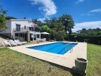 Casa a Caldes de Malavella,VILLAS COSETTE / Descubre Villa Martina, tu oasis perfecto en la Costa Brava!  Fabulosa piscina y zona de Barbacoa! ES-209-4 N°859664