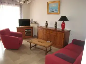 Apartment in Amélie les Bains Palalda,Appartement F3 avec terrasse, parking, Wi-Fi - Idéal cures - Centre-ville Amélie-les-Bains FR-1-703-87 N°905422