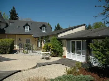 Gîte in Changé,Gîte cosy près du Mans avec jardin, piscine et parking, idéal pour 4 pers. FR-1-410-388 N°862747