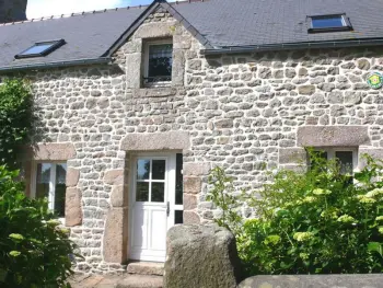 Casa rural en Théville,Gîte chaleureux avec jardin privé, proche de la mer et de la Vallée des Moulins, idéal pour familles. FR-1-362-109 N°862952