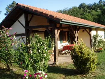 Gîte in Herm,Gîte rénové tout confort près de l'océan avec jardin, climatisation et équipements bébé à Herm FR-1-360-237 N°863047