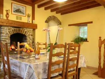 Cottage in Saint Jean de Savigny,Maison de campagne spacieuse, idéale pour familles, proche plages du débarquement, avec jardin clôturé et WiFi FR-1-362-101 N°863168