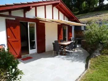 Gite in Ayherre,Gîte avec piscine privative, climatisation et WIFI à Ayherre FR-1-384-793 N°863490