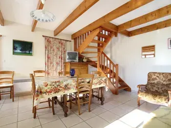 Gite à Annoville,Maison Charmante avec Jardin Proche Plages - 2 Ch, Séjour, Animaux Acceptés FR-1-362-61 N°864779