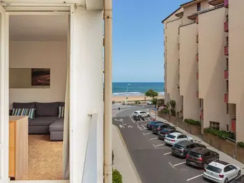 Apartment in Hendaye,Appartement Rustique en Bord de Mer à Hendaye - 2 Chambres, Balcon, Quartier Plage FR-1-2-293 N°908005