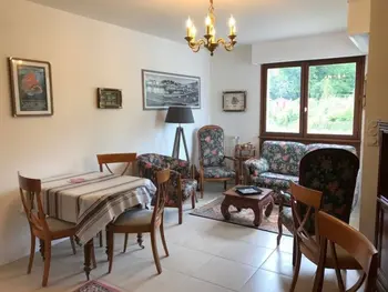 Appartement à Saint Jean de Luz,Studio Calme à 5min de l'Océan - Parking et Balcon Aménagé FR-1-4-521 N°908305