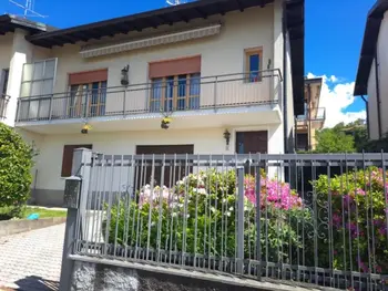 House in Luino,Bonny IT2085.270.1 N°865850