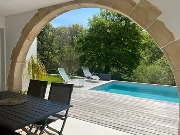 Appartamento a Ciboure,Charmant T3 avec piscine et parking dans maison basque FR-1-239-927 N°909222