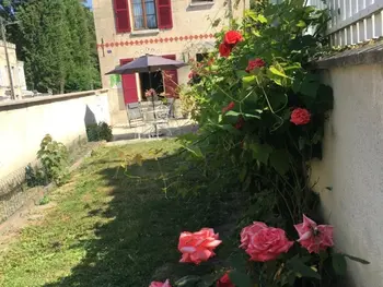 Casa rural en Cuise la Motte,Charmante maison en pierre avec jardin près de Pierrefonds, équipée et accueillante pour animaux. FR-1-526-38 N°865934