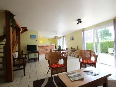 Gite à Saint Sauveur la Pommeraye,Maison paisible 3 chambres proche de Granville avec jardin, WiFi & équipements pour enfants FR-1-362-450 N°866858