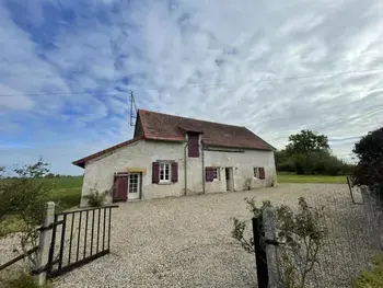 Casa rural en Trévol,Maison Confortable avec Grand Jardin, Proche de la N7, Idéale pour Balades et Séjours Détente FR-1-489-446 N°942452