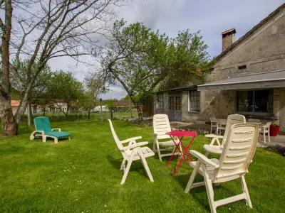 Gite à Tocane Saint Apre,Maison familiale au vert avec jardin clos, proche Périgueux et Brantôme, idéale familles et randonnées FR-1-616-314 N°945530