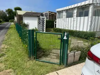 Mobile Home in Blonville sur Mer,Mobilhome familial avec piscine, tennis et jeux à Blonville-sur-Mer FR-1-712-60 N°945768