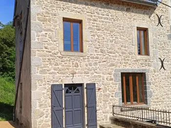 Casa rural en La Chabanne,Aventure en plein air: gîte familial avec activités, proche La Loge des gardes et Paléopolis FR-1-489-454 N°947419