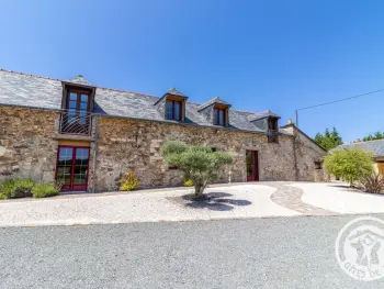 Casa rural en Baugé en Anjou,Gîte familial avec piscine privée, proche d'Angers et du Zoo de La Flèche FR-1-622-65 N°957997