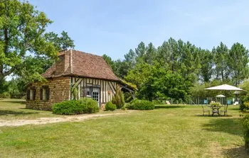 House in Église Neuve d'Issac FAD468 N°962934