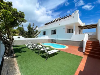 Villa à Corralejo, Villa Confort avec Piscine Privée, Proche Plages et Commerces à Corralejo - L967779 - Photo 1