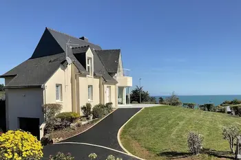 Casa a Plouha,Villa tout confort avec magnifique vue mer à 300 m de la plage Plouha FR-22580-05 N°968309