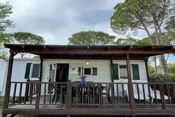 Chalet a Tuoro sul Trasimeno,Camping Punta Navaccia 4 - Mobilehome Deluxe IT-06069-57 N°977491