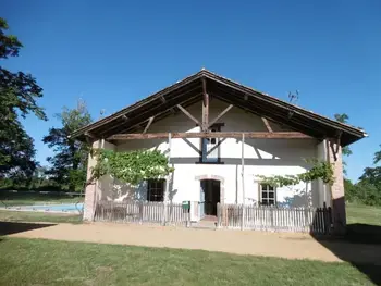 Cottage in Canenx et Réaut,Maison landaise avec piscine privée et grand jardin à 15 km de Mont-de-Marsan FR-1-360-335 N°977820