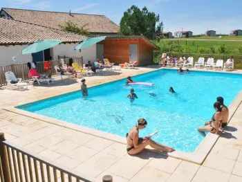 Casa rural en Orist,Mobil-home avec piscine, sports et nature à Orist - Tout confort pour vos vacances ! FR-1-360-452 N°977845