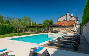 Casa en Umag,Villa Petite CLS521 N°979080