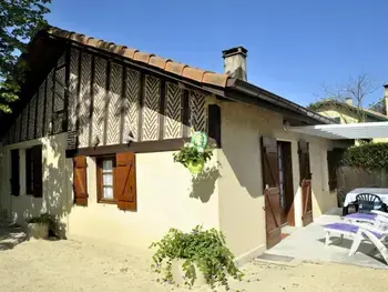 Cottage in Soustons,Maison Landaise Authentique avec Jardin, Terrasse et Proche de l'Océan FR-1-360-282 N°980763