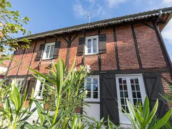 Gîte in Herm,Maison typique landaise avec piscine chauffée privative, jardin clos et climatisation à Herm. FR-1-360-772 N°980779