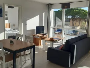 Appartement à Port Leucate,Beau T2 climatisé, terrasse, parking privé, proche plage - 4 personnes FR-1-727-32 N°981283