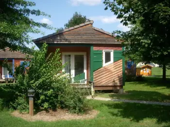 Chalet in Donzenac,Camping La Rivière - Chalet 22 m² 861099 N°815868