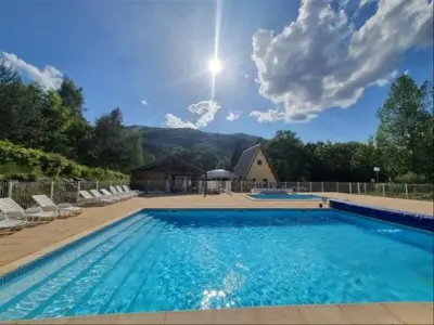 Chalet in La Bréole, Camping La Pierre de L'Aigle  - SAMOAH - 35m² 907864 N°982322 - Photo 0