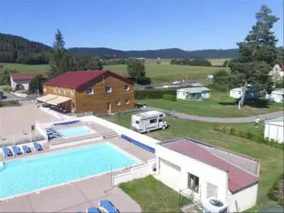 Chalet a La Chapelle devant Bruyères, Camping Les Pinasses - POINTU - L982614 - Photo 1