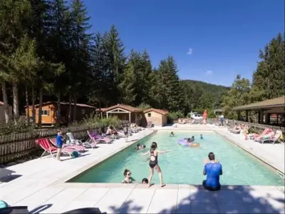 Chalet à Sainte Sigolène,Camping Sites et Paysages - Le Vaubarlet  - COUNTRY LODGE 918022 N°982825