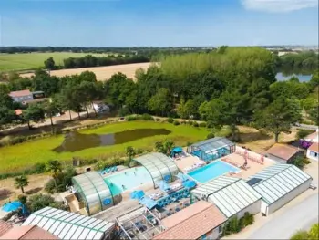 Chalet à Saint Julien des Landes,Camping Paradis la Bretonnière - CHALET PRESTIGE 28m² (PREMIUM) (MAX 4 adultes + 1 enfants) 918126 N°982833