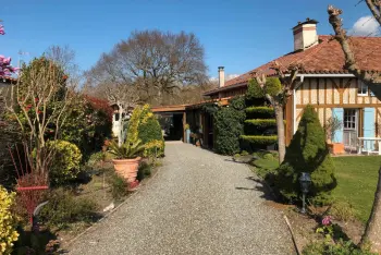 Casa a Léon,Maison De 230 M2 Proche Lac De Léon Et Océan 947584 N°983304