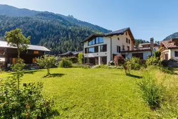 Chalet a Argentière,Chalet Plein Centre - Savoyard Moderne 950524 N°983388