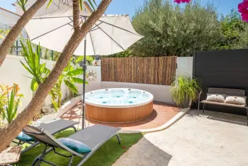 Maison à Bandol,L'Oursinade - Jolie maison avec Jacuzzi et jardin 953384 N°983464