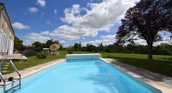 Villa in Lalandusse, Gîte La Gaubide proche Dordogne 980112 N°984068