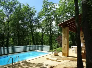 Villa à Blanquefort sur Briolance, Gîte Le Sorbier proche Dordogne 980126 N°984077